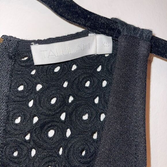 TALULAH Black Dress with holes in back! Size XS! Perfect condition!! - Picture 2 of 3